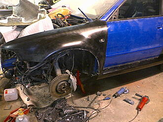 Click image for larger version

Name:	RS4_fender_sideskirt2.jpg
Views:	111
Size:	148,5 Kt
ID:	1962849