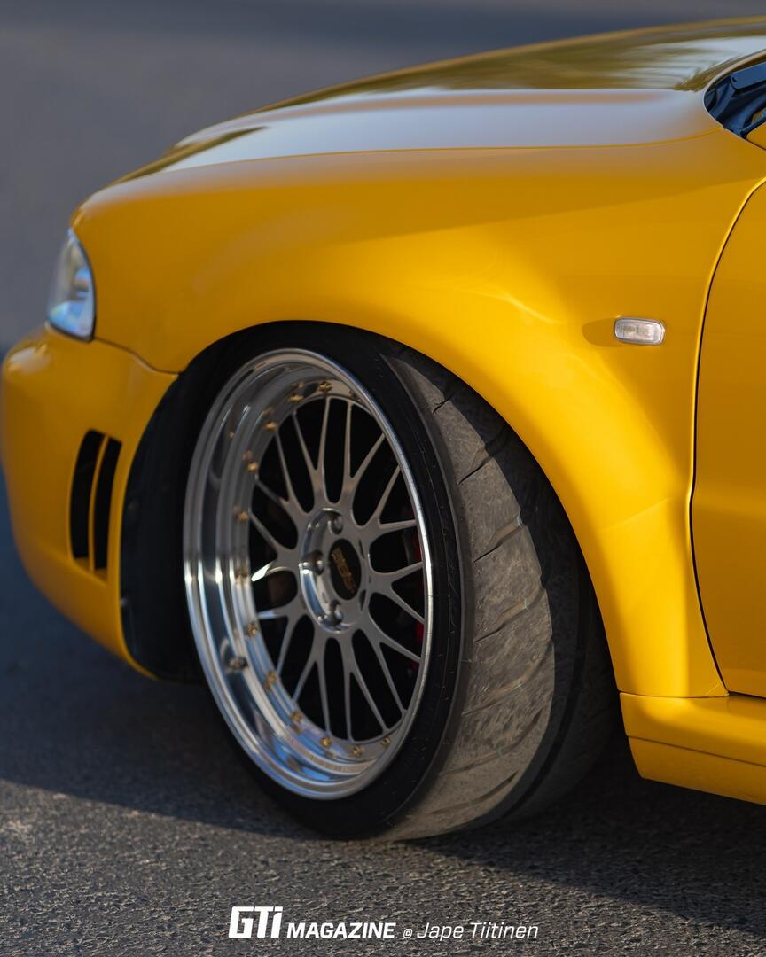 Click image for larger version

Name:	RS4%20B5%20Toyo%20R888R%2019.jpg?img=img2048.jpg
Views:	51
Size:	91,7 Kt
ID:	1990599