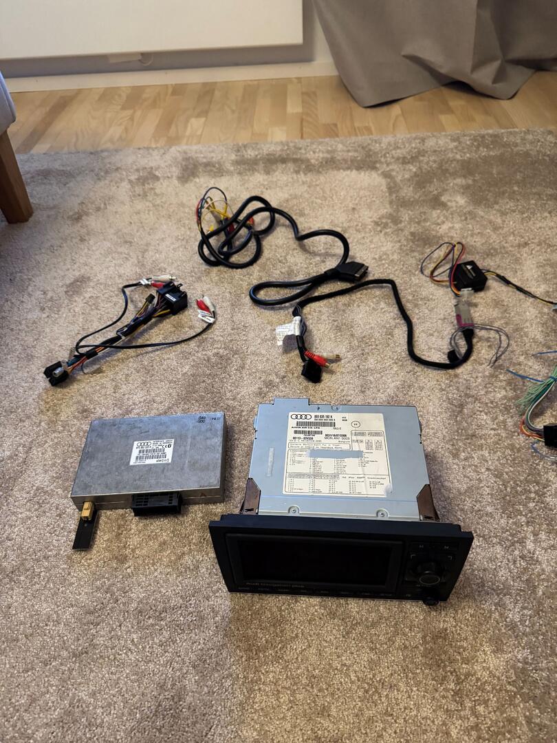 Click image for larger version  Name:	Audi elektroniikka4.jpg Views:	0 Size:	177,2 Kt ID:	1991406